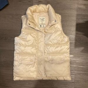 Abercrombie Puffer Vest
